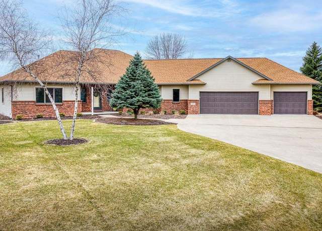 Property at 3051 Buttercup Rd, Neenah, WI 54956, 4 beds, 3.5 baths