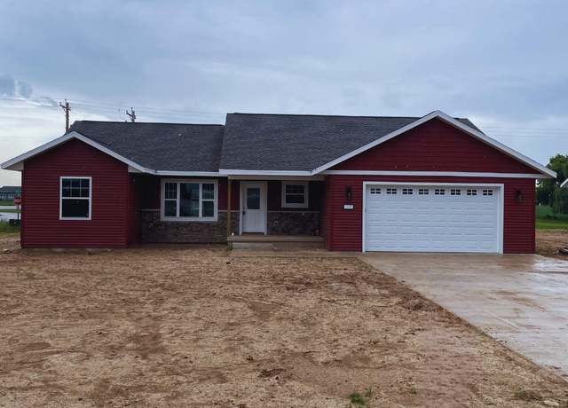Property at 1130 Bonette Ln, Chilton, WI 53014, 3 beds, 2 baths