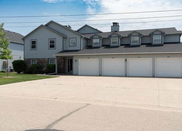 Property at 311 Captains Ct, Winneconne, WI 54986, 2 beds, 2 baths