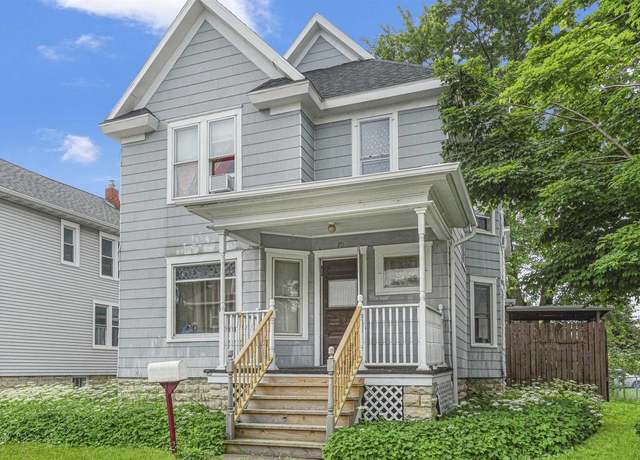 Property at 70 E Johnson St, Fond Du Lac, WI 54935, 6 beds, 2 baths