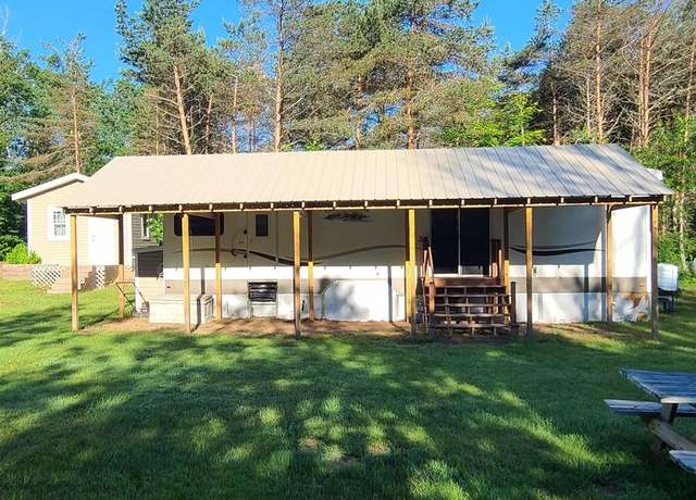 Property at W11222 Sagewood Trl, Crivitz, WI 54114
