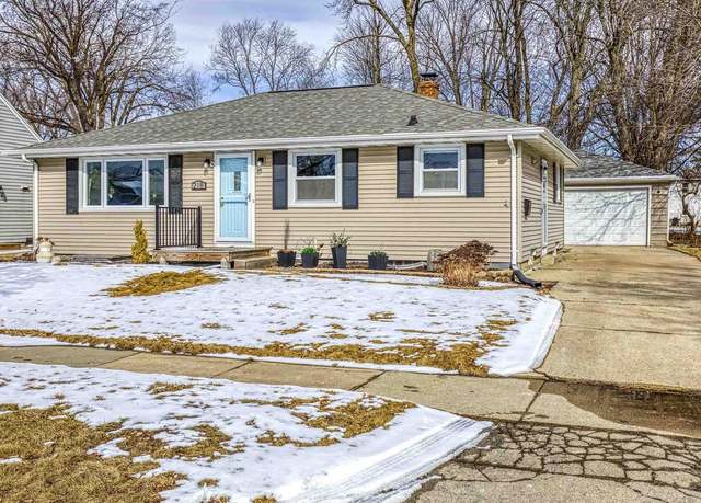 Property at 218 E Hoover Ave, Appleton, WI 54914, 4 beds, 2 baths