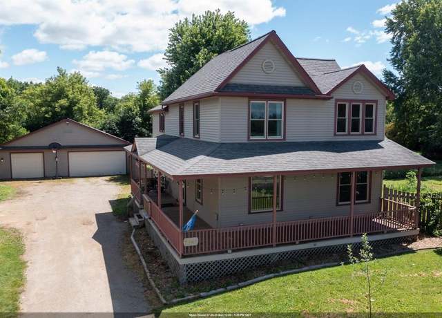 Property at 2443 E Wisconsin Ave, Appleton, WI 54911, 5 beds, 1.5 baths