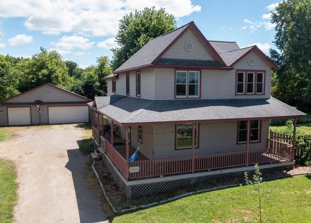 Property at 2443 E Wisconsin Ave, Appleton, WI 54911, 5 beds, 1.5 baths