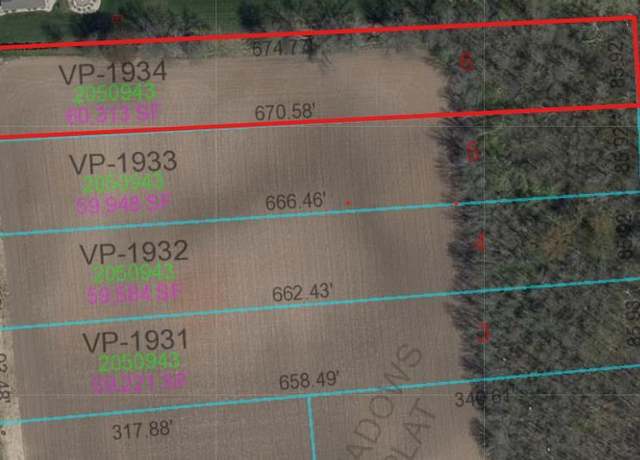 Property at 1002 Pelican Dr, Pulaski, WI 54162