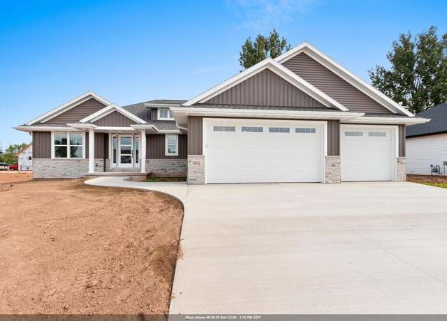 Property at 1362 Highland Ridge Dr, De Pere, WI 54115, 3 beds, 2.5 baths