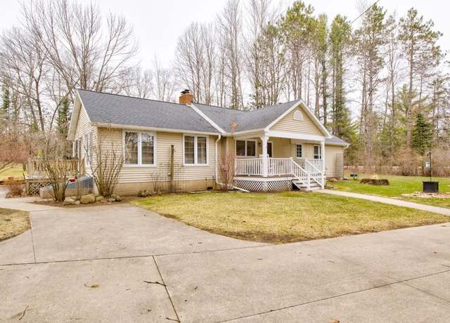 Property at N5481 State Highway 180, Marinette, WI 54143, 3 beds, 2 baths