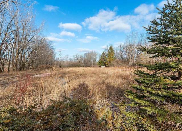 Property at 4904 Allen Rd, Little Suamico, WI 54141