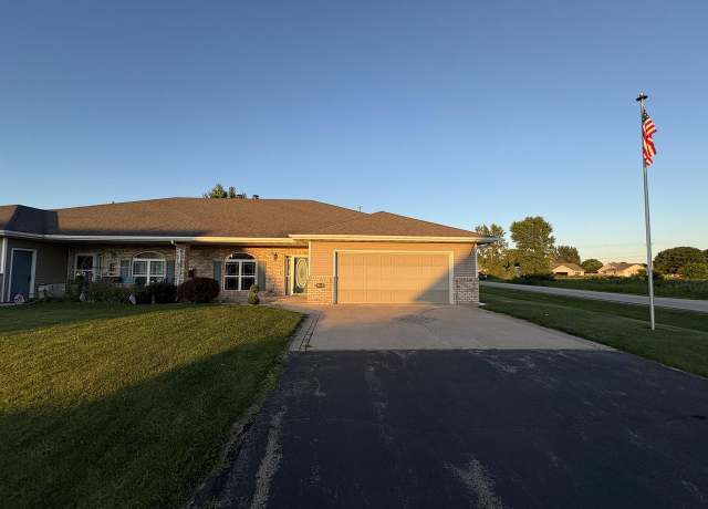 Property at N194 Eastowne Ln, Appleton, WI 54915, 3 beds, 3 baths