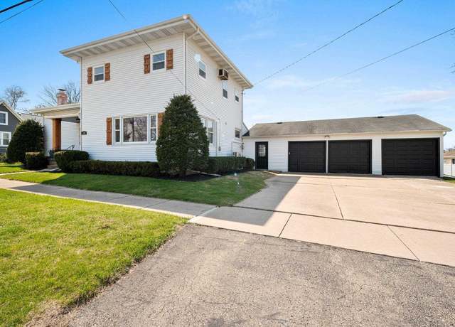 Property at 319 Jackson Ave, Omro, WI 54963, 5 beds, 1.5 baths