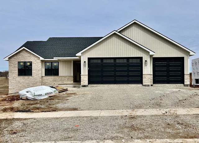 Property at 3484 Jewel Way, Green Bay, WI 54313, 3 beds, 2.5 baths