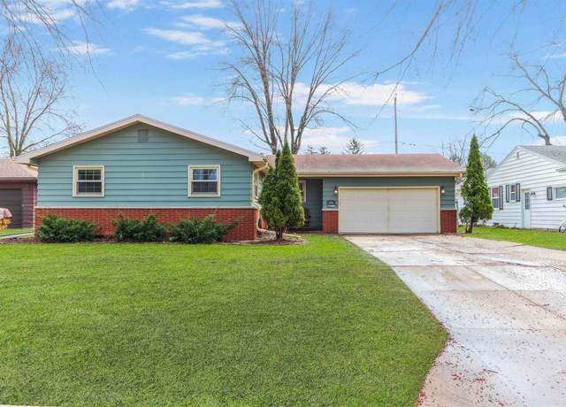 Property at 968 Bridgewood Dr, Neenah, WI 54956, 3 beds, 1 bath