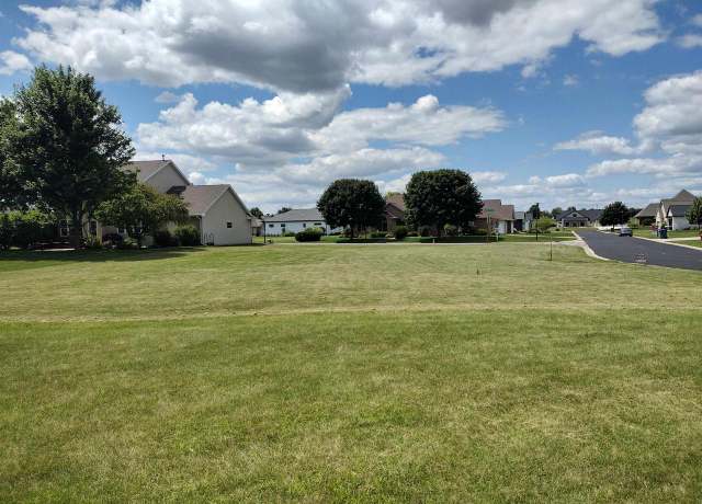 Property at 263 Theunis Dr, Wrightstown, WI 54180