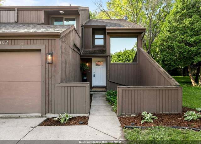 Property at 102 Crab Apple Ct, Appleton, WI 54914, 3 beds, 2.5 baths