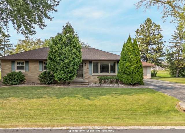 Property at 304 Maple Dr, Appleton, WI 54913, 3 beds, 1 bath