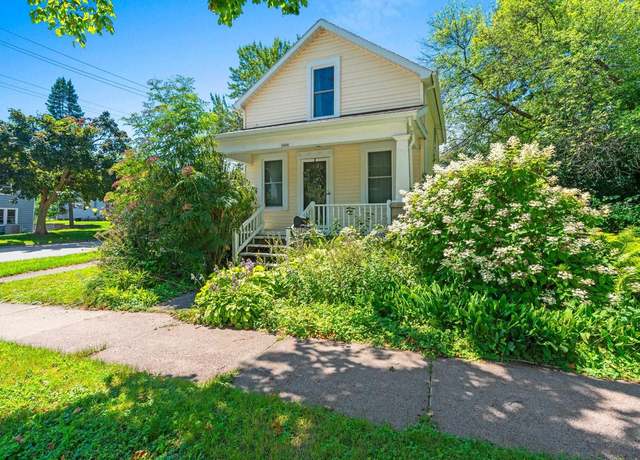 Property at 1025 S Lawe St, Appleton, WI 54915, 2 beds, 1 bath
