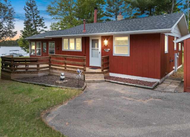 Property at W8285 Left Foot Ln, Crivitz, WI 54114, 2 beds, 1 bath