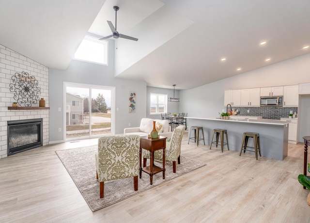 Property at 922 Vogt Ln, Chilton, WI 53014, 3 beds, 2 baths