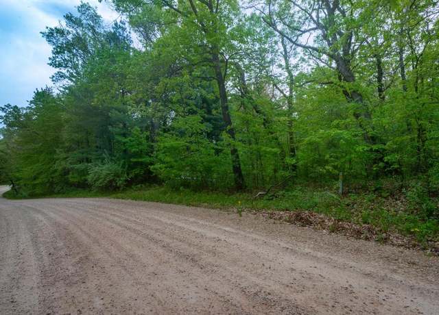 Property at W13541 Black Oak Ct, Coloma, WI 54930