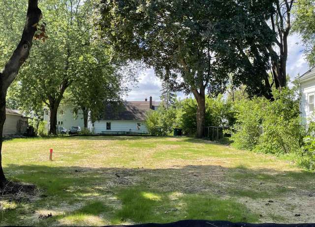 Property at 1122 Klaus St, Green Bay, WI 54302