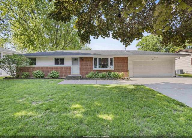 Property at 1073 April Ln, Green Bay, WI 54304, 3 beds, 2 baths