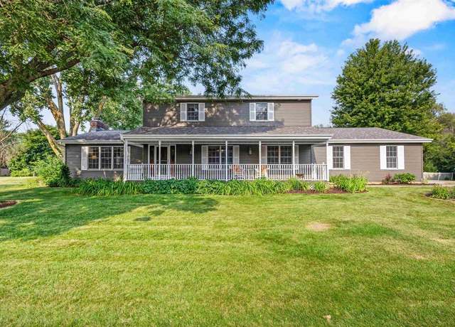 Property at 772 Sunshine Ln, Neenah, WI 54956, 4 beds, 2.5 baths