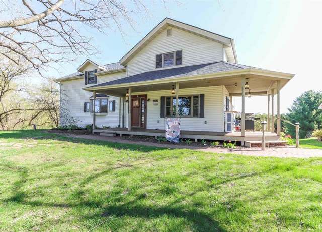 Property at N4618 State Road 49, Waupaca, WI 54981, 4 beds, 2 baths