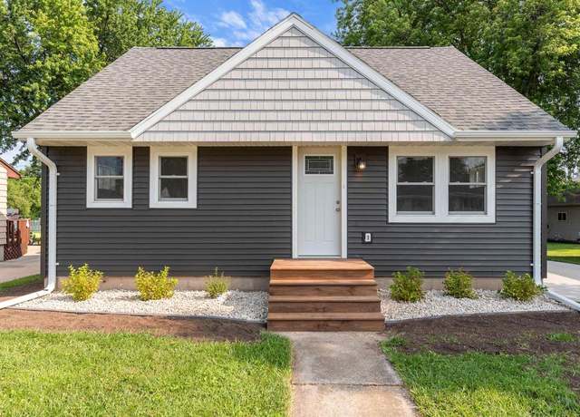 Property at 607 Bragg St, Fond Du Lac, WI 54935, 4 beds, 1 bath