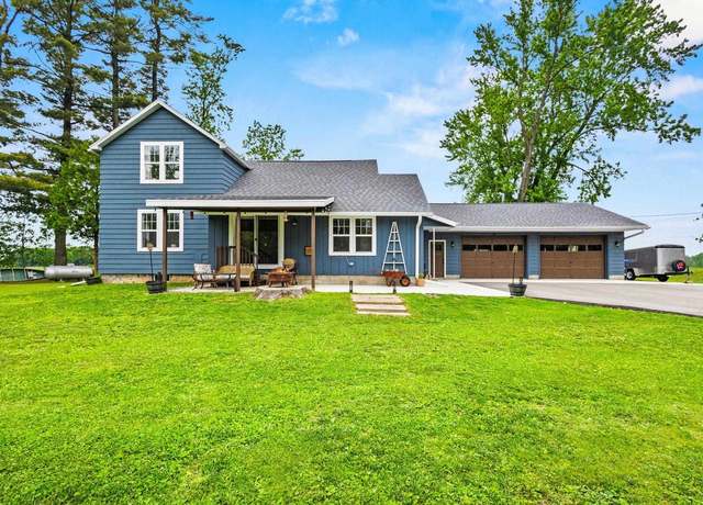 Property at N6965 Thede Rd, Black Creek, WI 54106, 4 beds, 2.5 baths