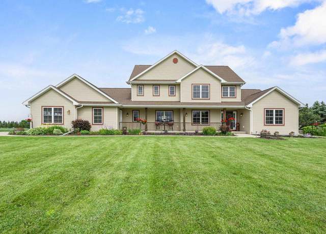Property at 5685 Blake Rd, De Pere, WI 54115, 3 beds, 3 baths
