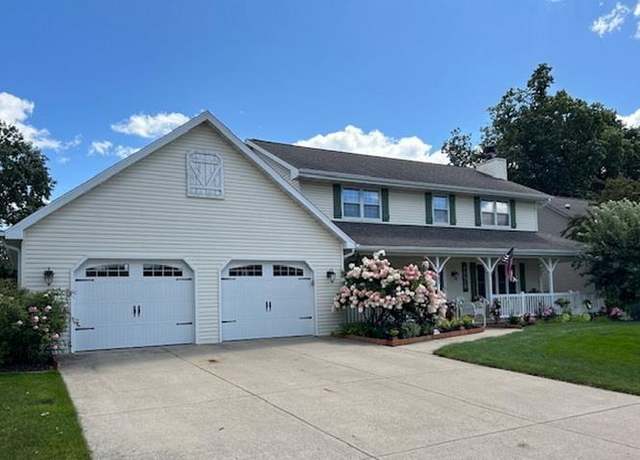 Property at 1427 S 7th St, De Pere, WI 54115, 4 beds, 2.5 baths