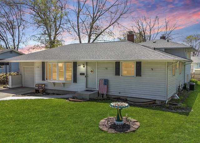 Property at 1083 Kenwood St, Green Bay, WI 54304, 4 beds, 2 baths