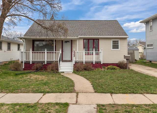 Property at 333 E Mcwilliams St, Fond Du Lac, WI 54935, 2 beds, 2 baths