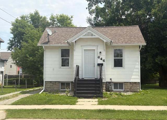 Property at 644 Central St, Oshkosh, WI 54901, 3 beds, 1 bath