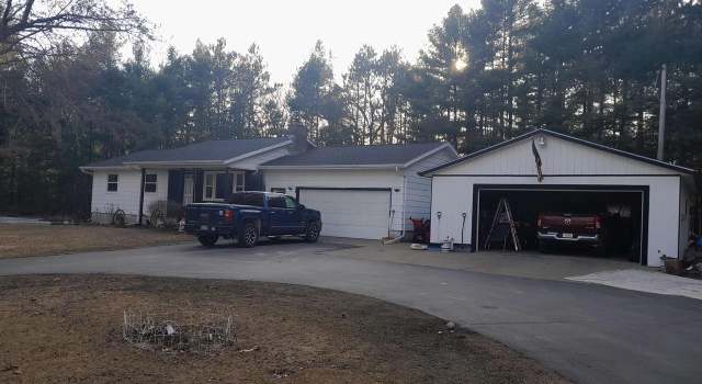 Photo of 539 N 3rd Ave, Redgranite, WI 54970