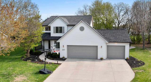 Photo of 201 Riva Ridge Ln, Neenah, WI 54956