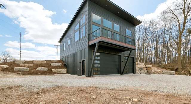 Photo of 4062 Heritage Rd, De Pere, WI 54115