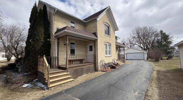 Photo of 104 E Park St, Bonduel, WI 54107