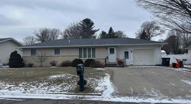Photo of 1313 S Andrews St, Shawano, WI 54166