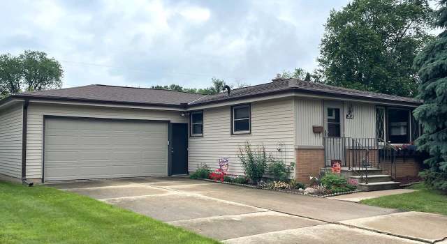 Photo of 1238 Loch Dr, Green Bay, WI 54304