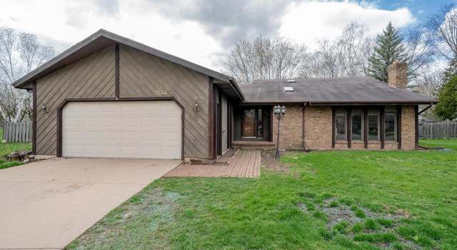 Photo of 2844 Otto Ct, Green Bay, WI 54313