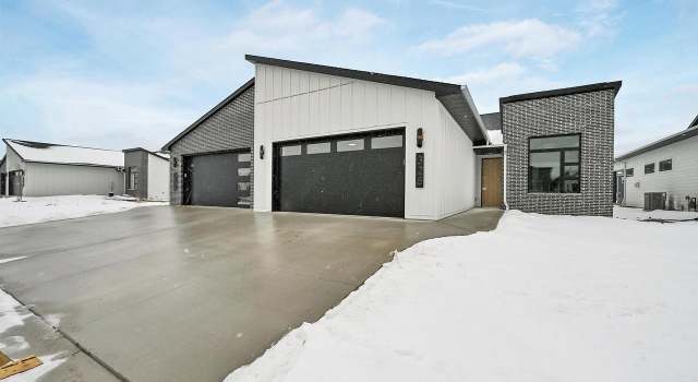 Photo of 328 Aldon Cir, Green Bay, WI 54304