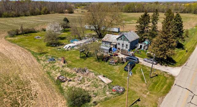 Photo of 10704 Korinek Rd, Reedsville, WI 54230