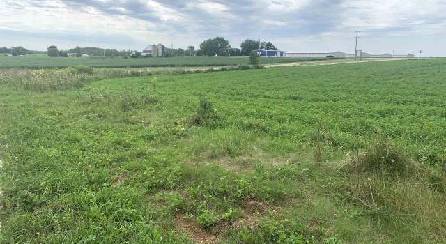 Photo of 2607 Northpoint Dr, New London, WI 54961