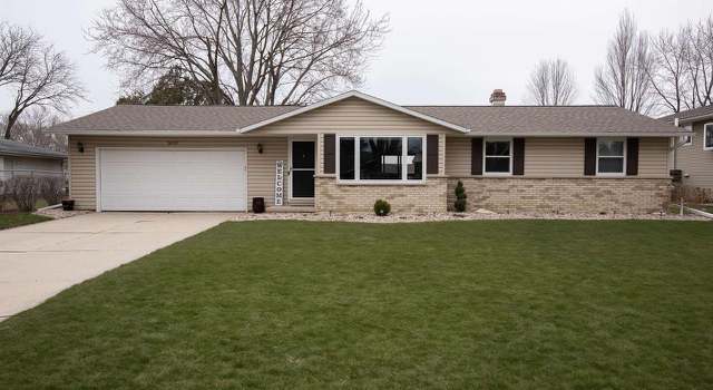 Photo of 1600 Orchid Ln, Green Bay, WI 54313