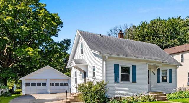 Photo of 1227 Shawano Ave, Green Bay, WI 54303