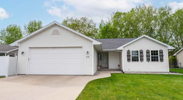 Photo of 1038 Province Ter, Menasha, WI 54952