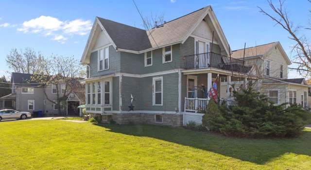 Photo of 802 S Memorial Dr, Appleton, WI 54911