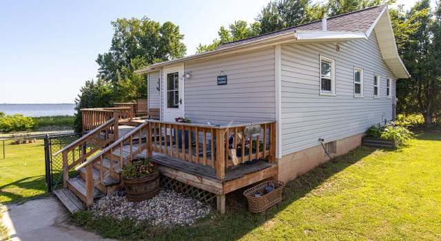 Photo of 7976 Kellogg Rd, Winneconne, WI 54986