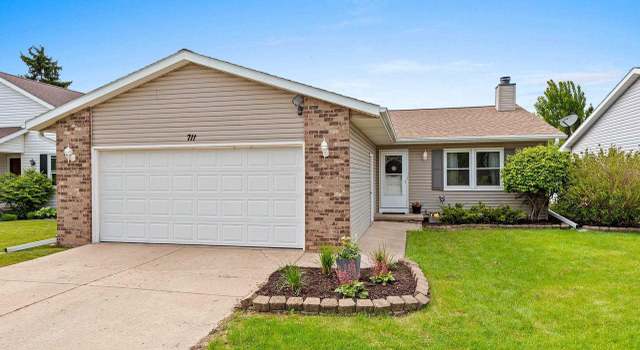 Photo of 711 Oconto Pl, De Pere, WI 54115